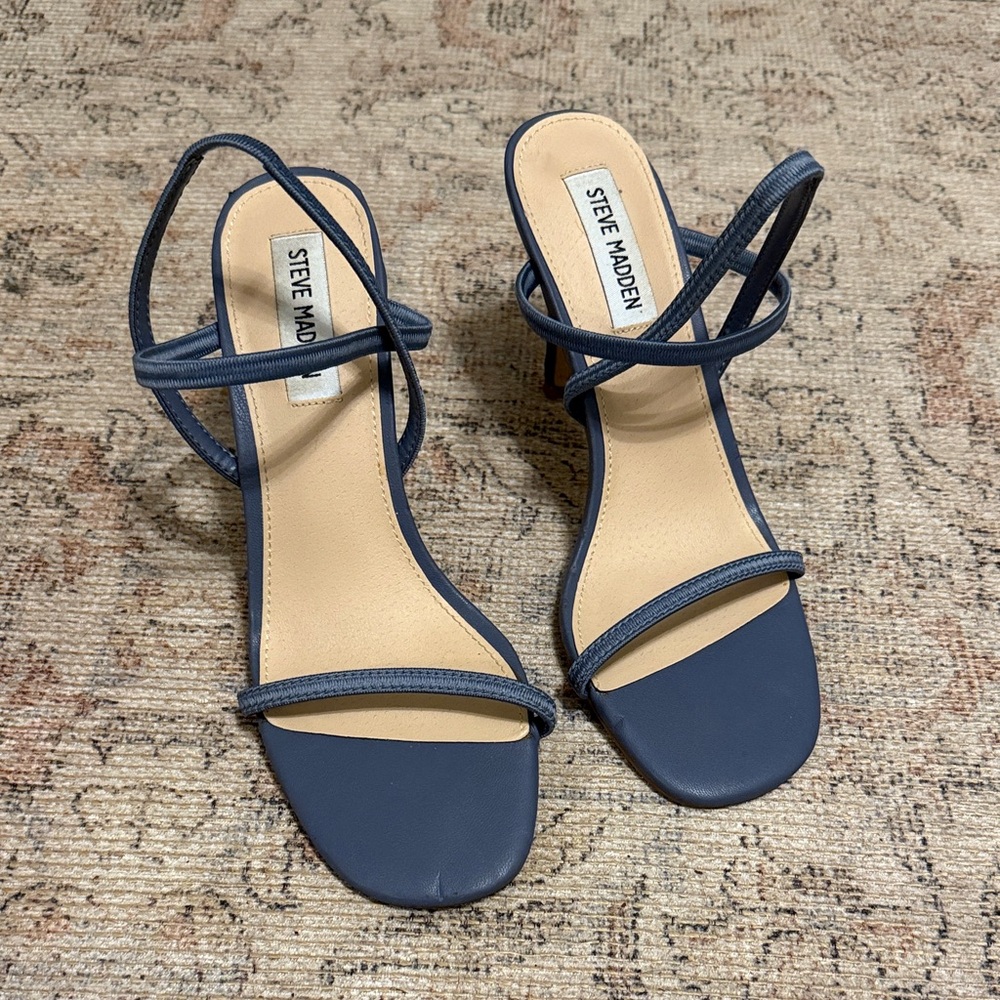 Steve Madden Blue Strappy Heels Size 7.5